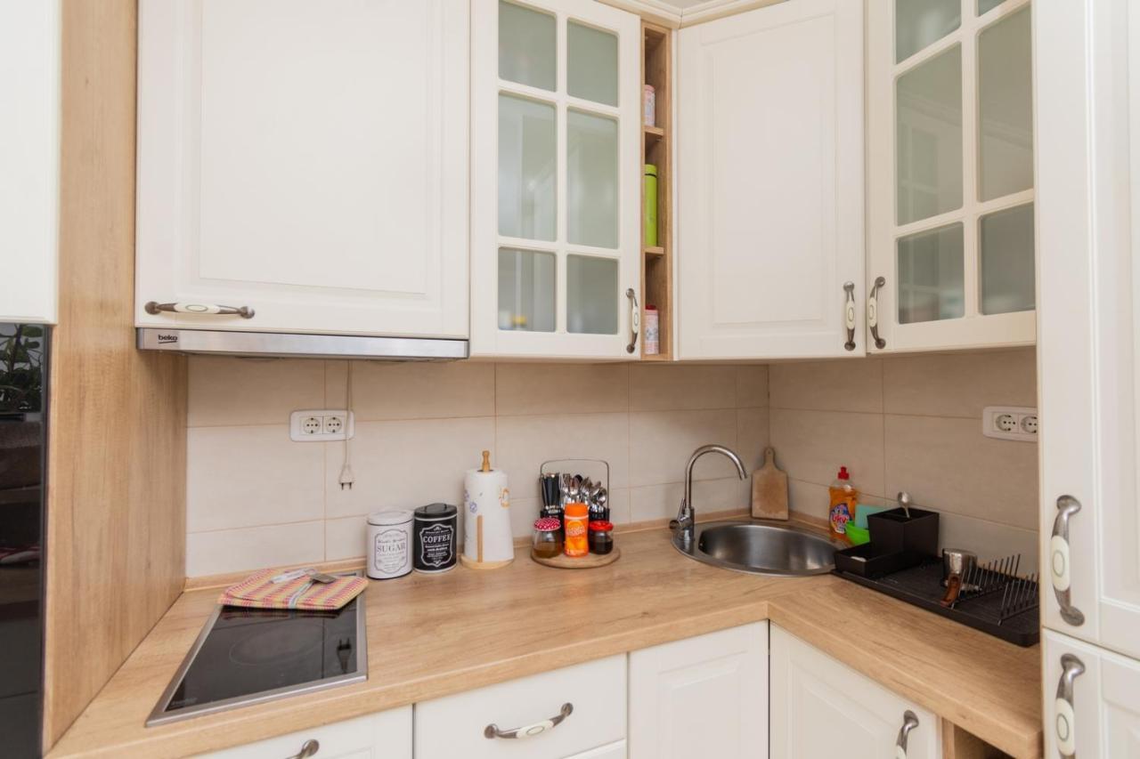 Lux City Apartment With Parking Подгориця Екстер'єр фото
